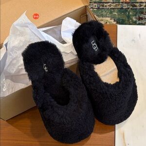 UGG Women's Cozy Black Slippers
